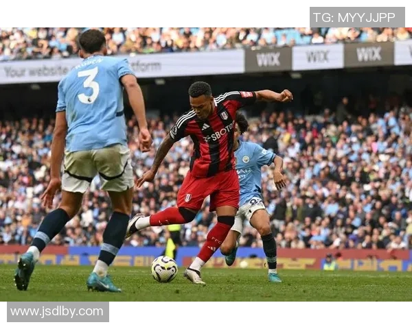 曼城取得英超七连胜!击败富勒姆后继续领跑积分榜 曼城取得英超七连胜!击败富勒姆后继续领跑积分榜